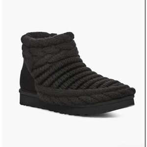 UGG Classic Mini UGGplush™ Chunky Knit Bootie in Black NEW
